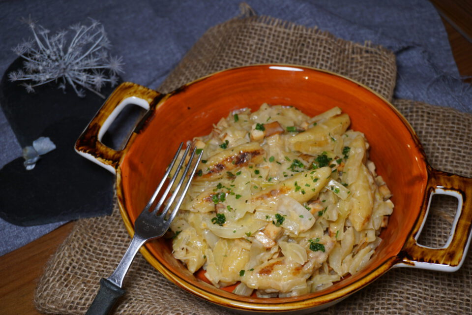 Veganes Schupfnudel Rezept mit Weißkohl und Räuchertofu