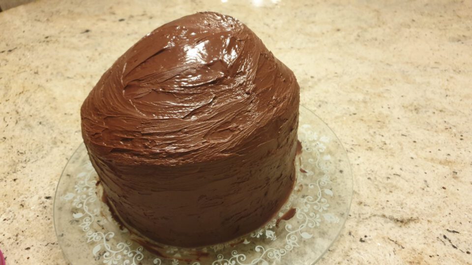 alter sack torte, Ganache verteilen