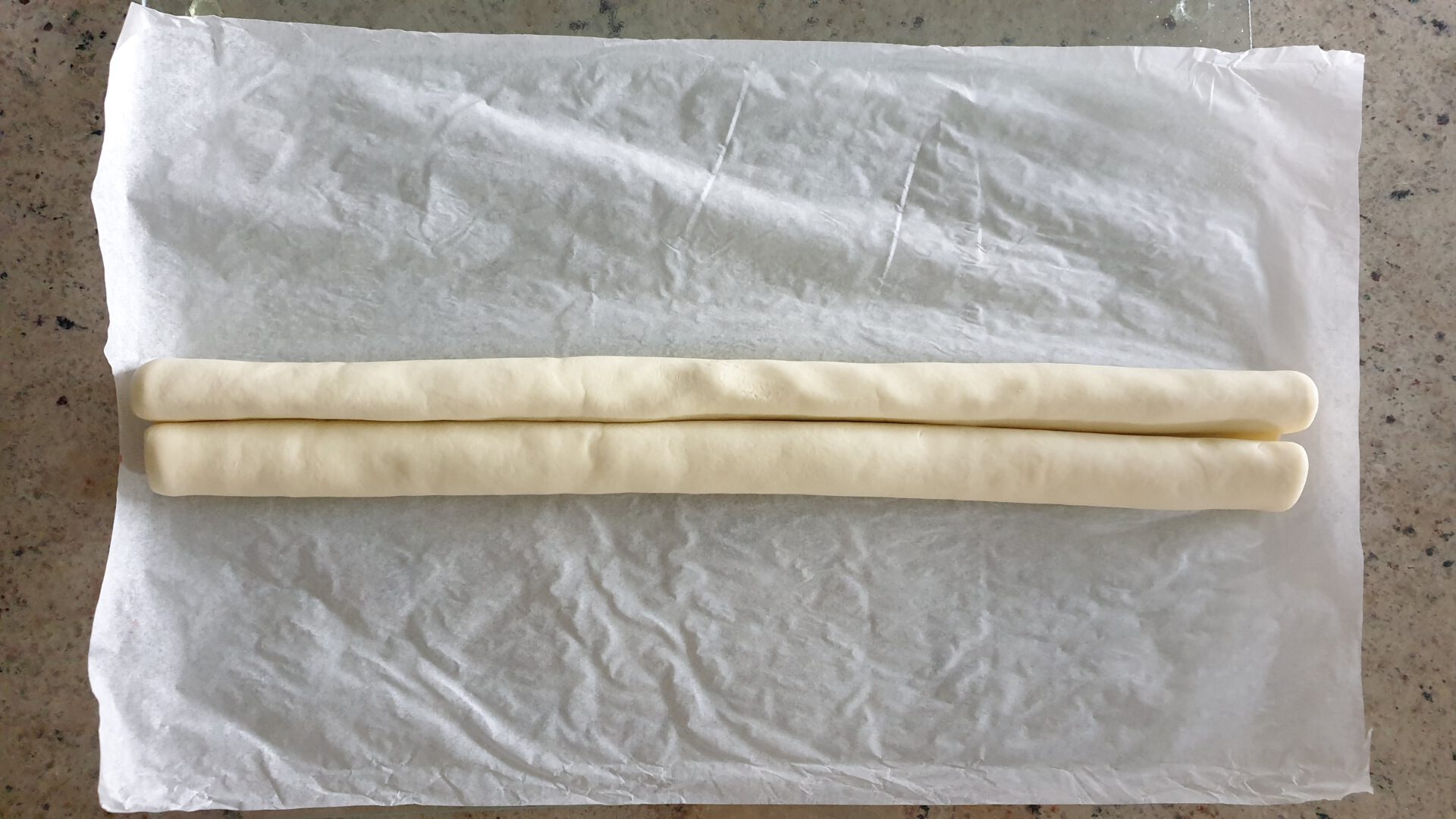 Blätterteig Herzen mit Himbeere