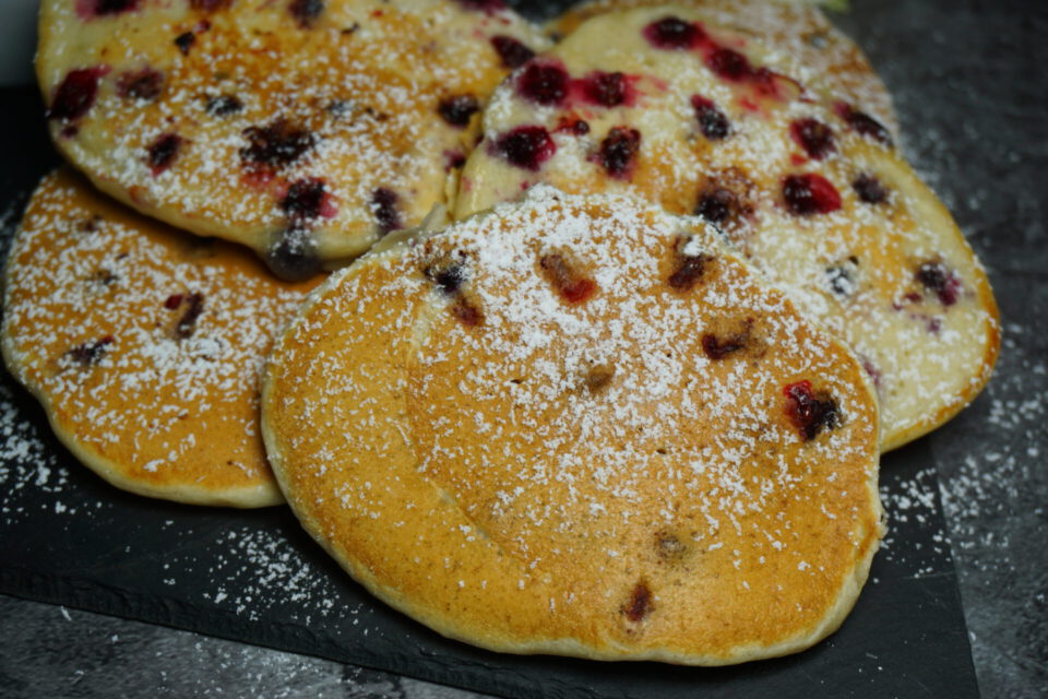 rezept mit johannisbeeren fertig angerichtet