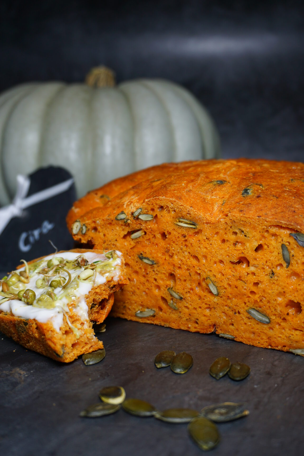 Kürbisbrot mit Dinkelmehl - Ciras Veggies