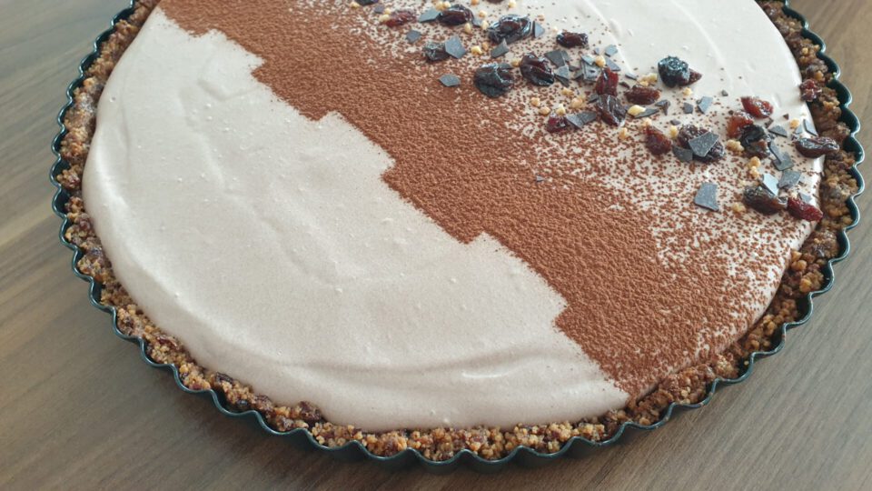 vegane tarte weihnachtlich fertig dekoriert