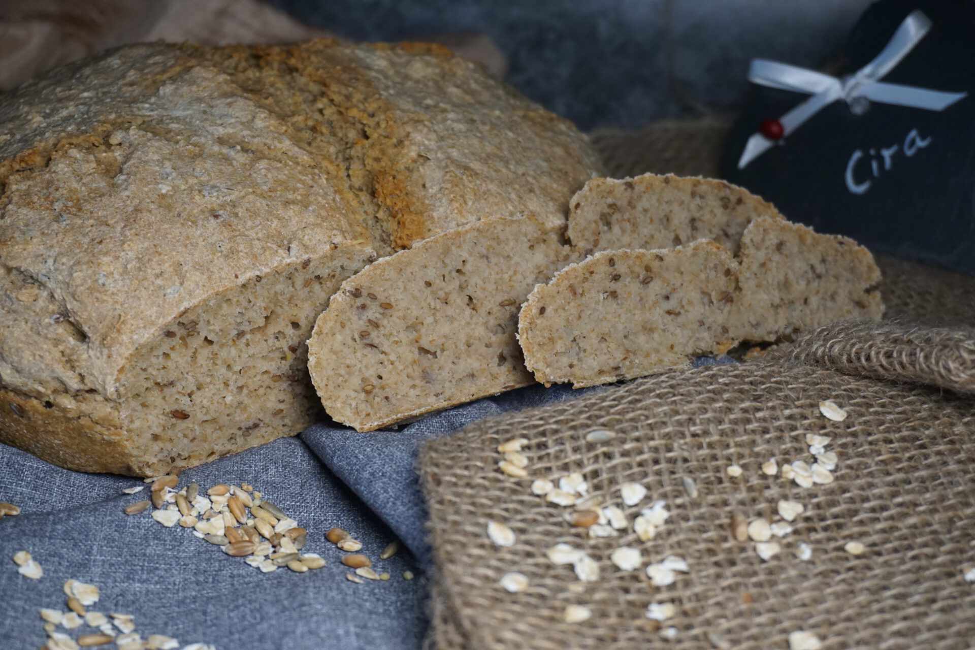 6-Korn-Brot mit Haferflocken